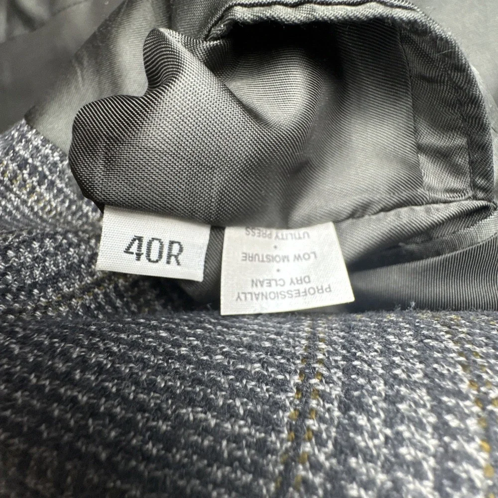 Vintage Tommy Hilfiger Mens Blazer 40R Grey Glen‎ Plaid 3 Button Made in USA